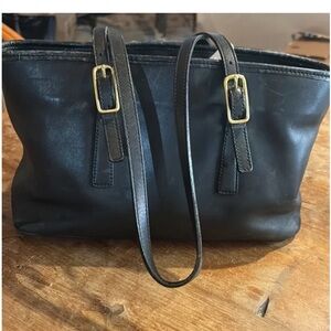 Coach vintage black clean tote. Great condition.